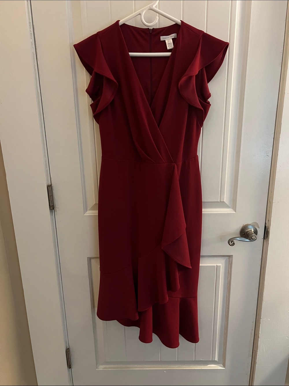 London Times Burgundy Ruffle-Detail V-Neck Midi Dress